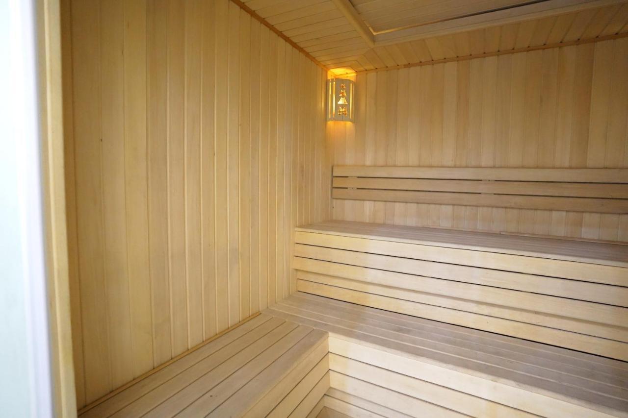 טשקנט Aura Hotel מראה חיצוני תמונה