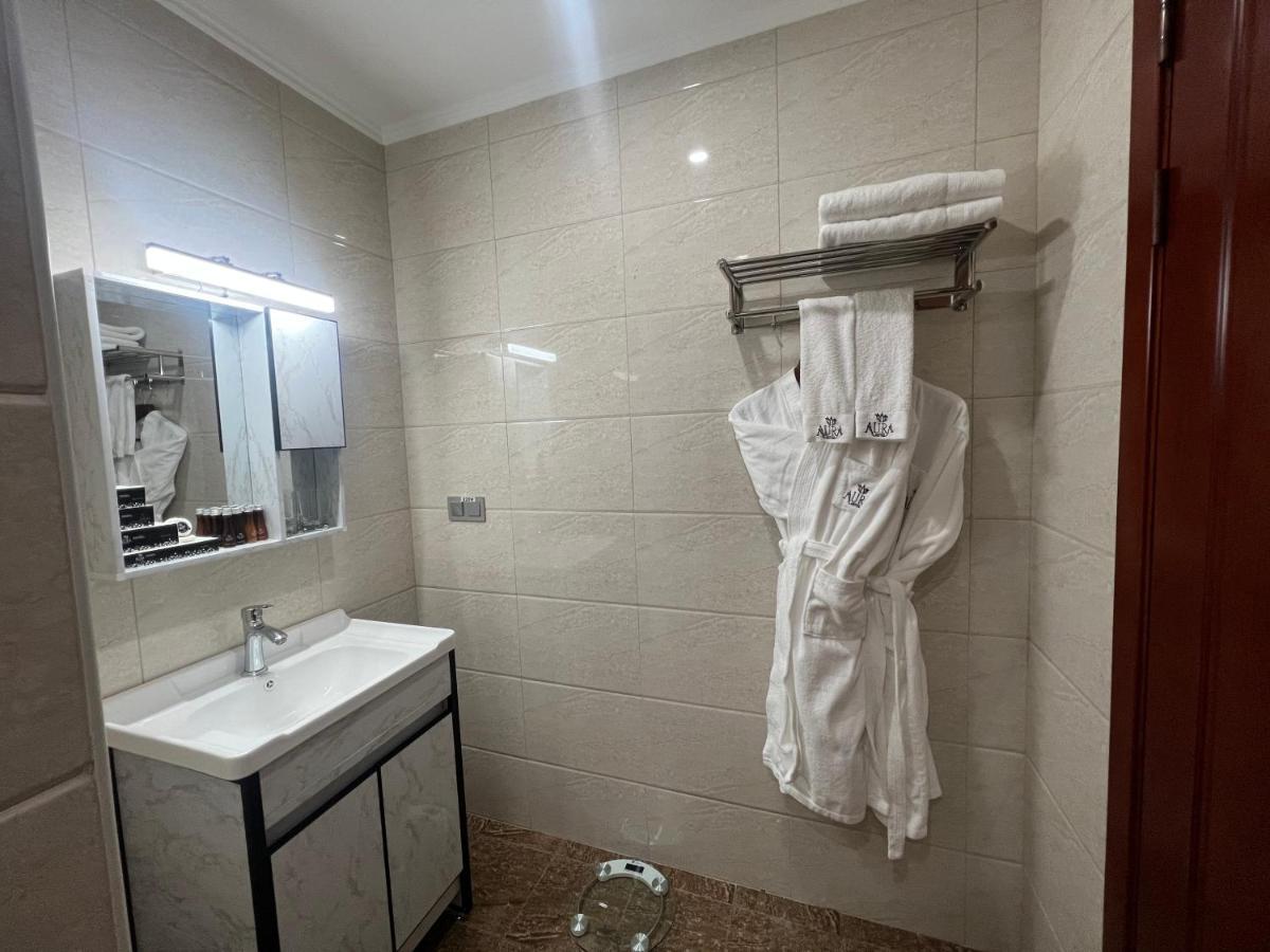 טשקנט Aura Hotel מראה חיצוני תמונה